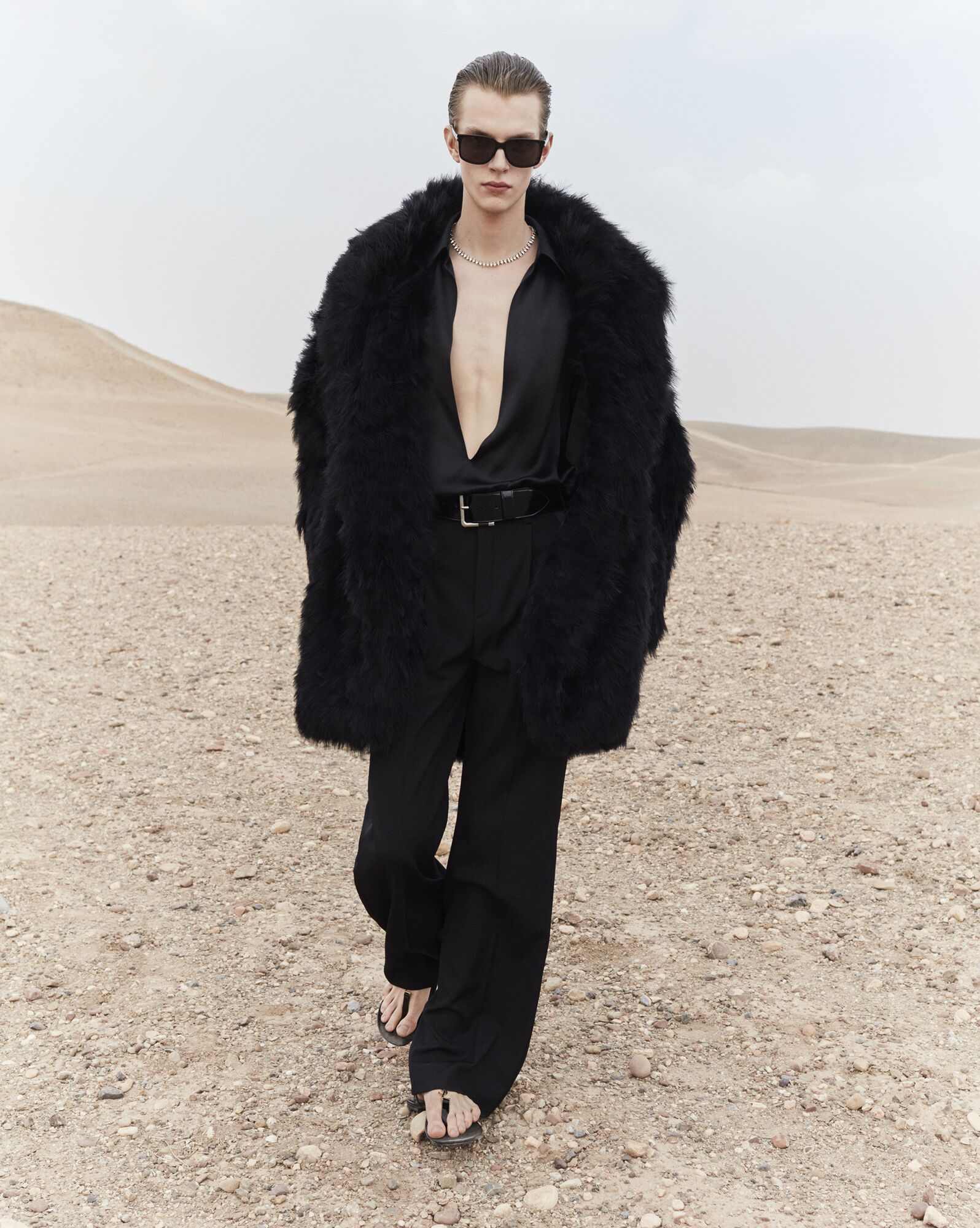 YSL Coat In Silk And Feathers Čierne | 67804-XSUP