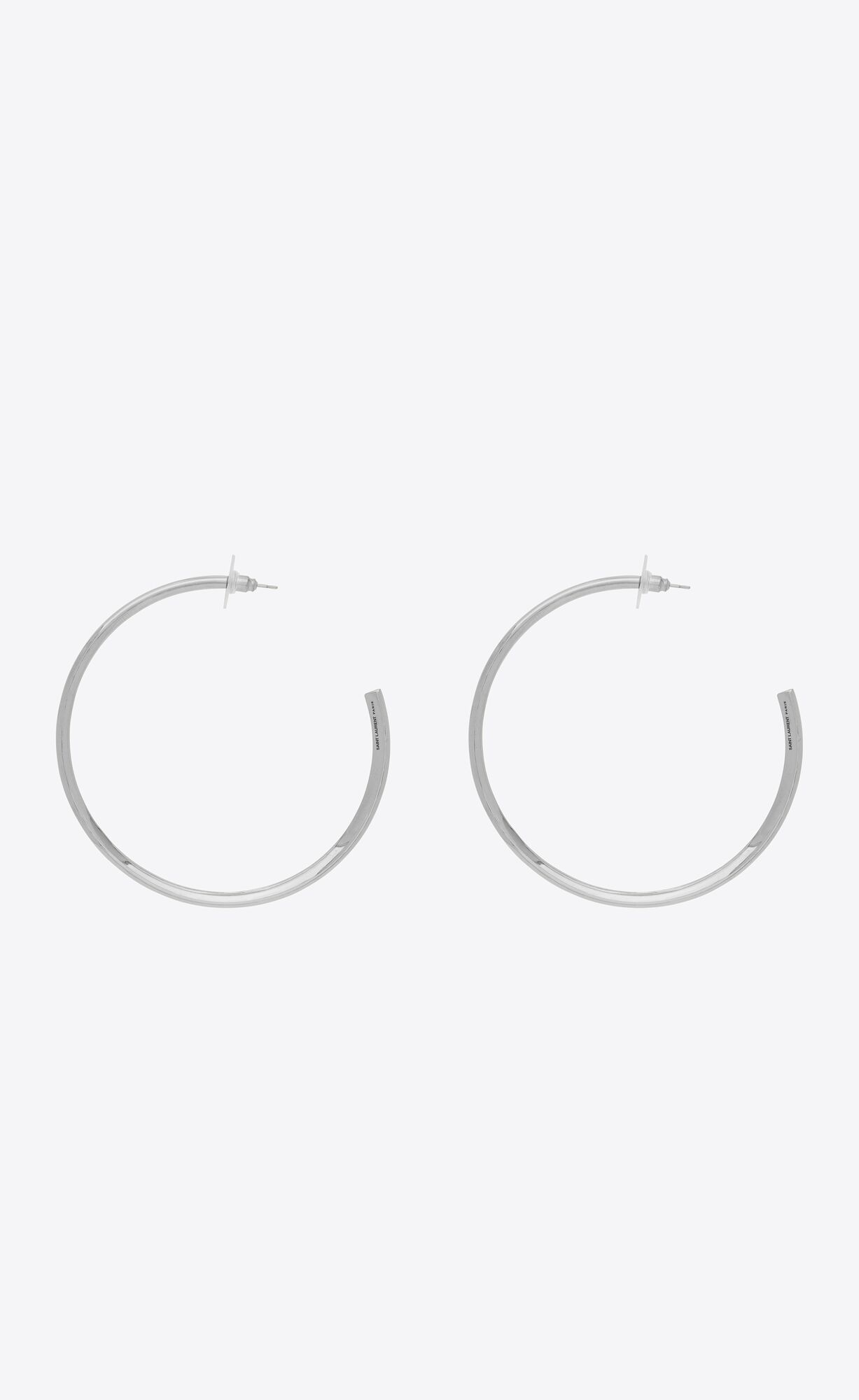 YSL Heart Hoop Earrings In Metal Čierne | 27458-GCOU